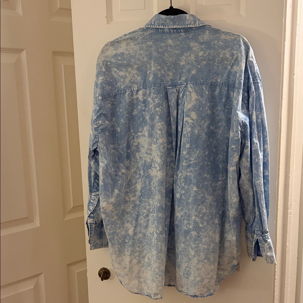Zara Light Blue Acid-washed Button Down Shirt - Picture 4 of 4
